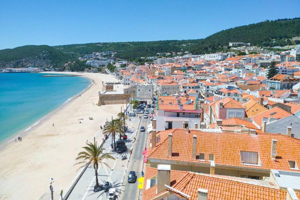 Appartement Estúdio vista mar com A/C e acesso privado à praia à Sesimbra Extérieur photo